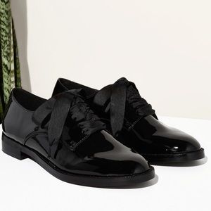 Brand new SUSI Sz 8 Vegan parent leather Oxfords